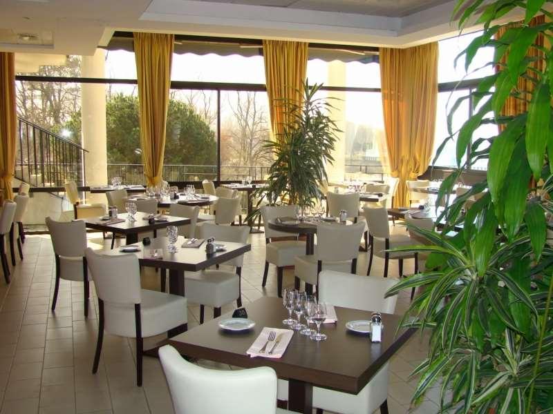Brit Hotel Du Lac Saint-Paul-lès-Dax Restaurant foto